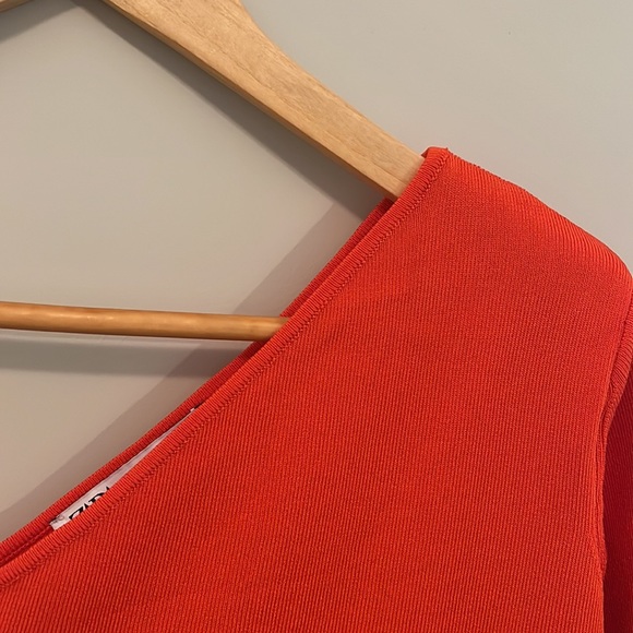 One-shoulder bright orange dress - Picture 5 of 7